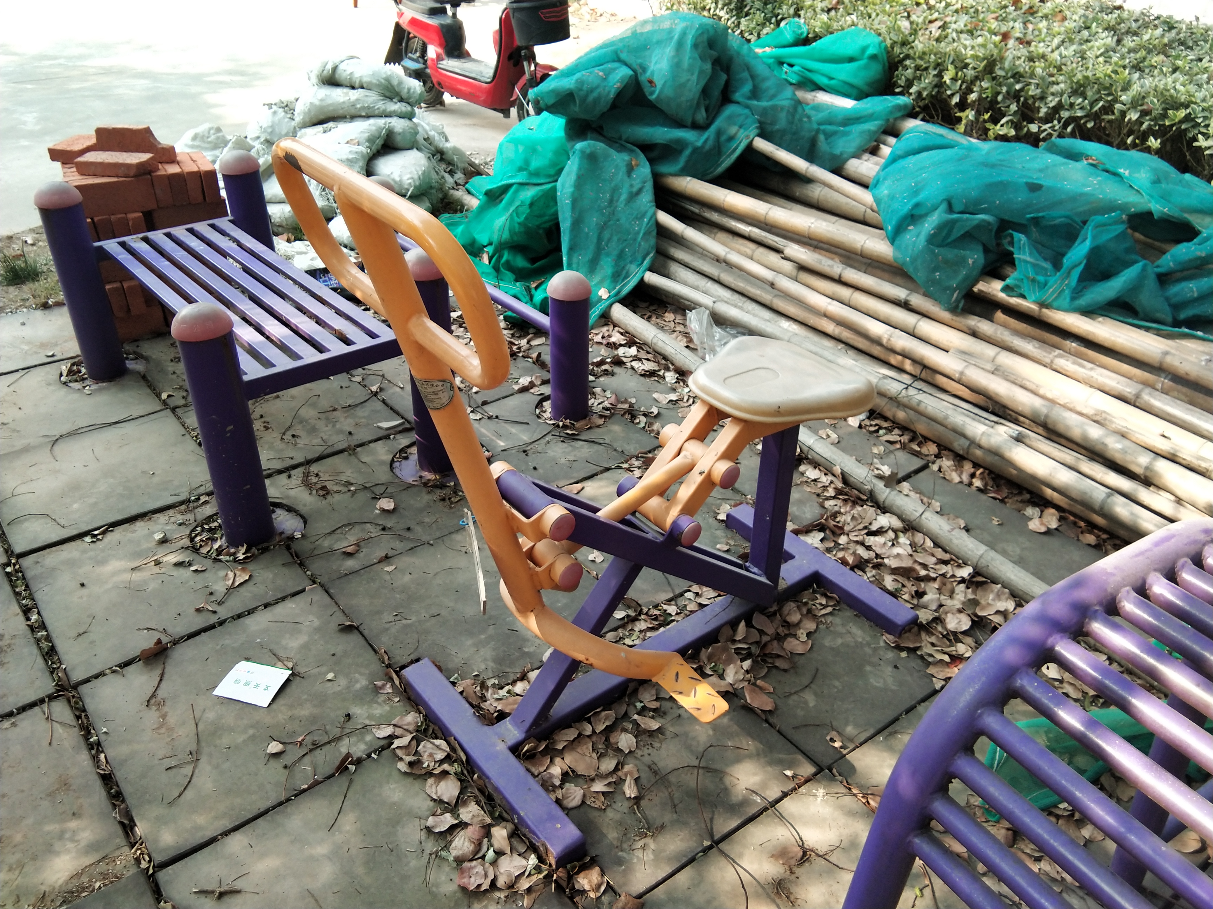 單人健騎機(jī)