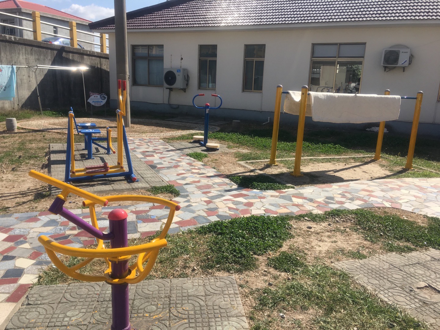 益華居委健身點3