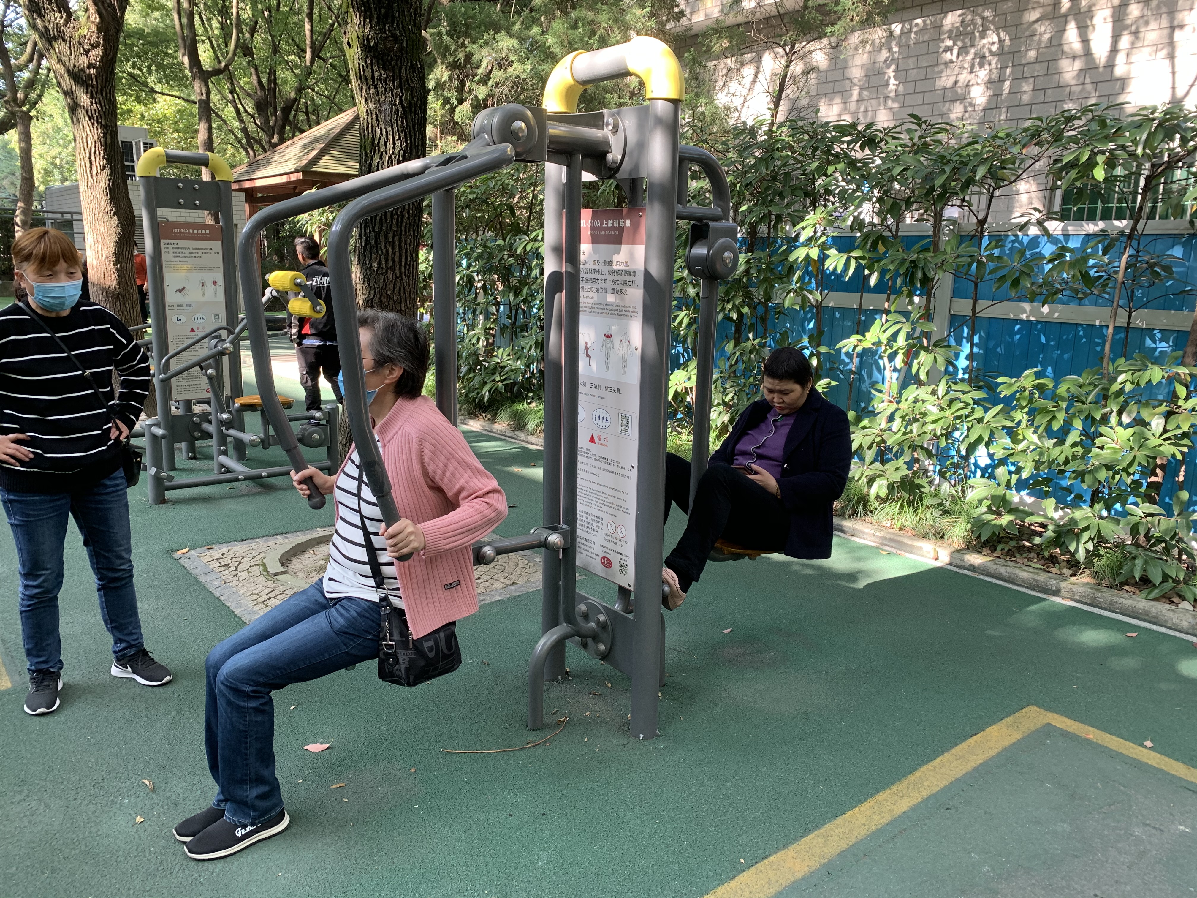 上下肢訓(xùn)練器