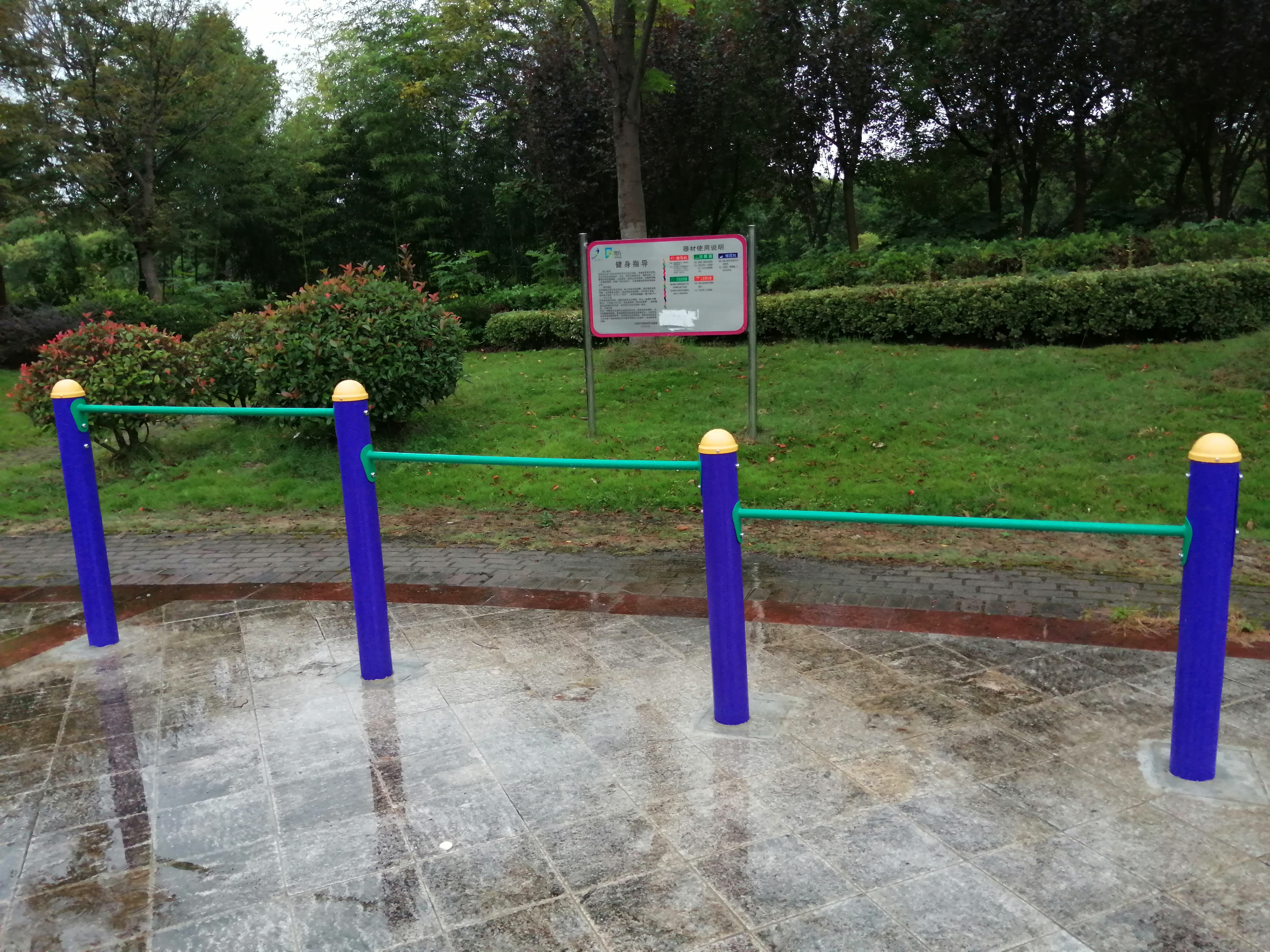 壓腿訓(xùn)練器