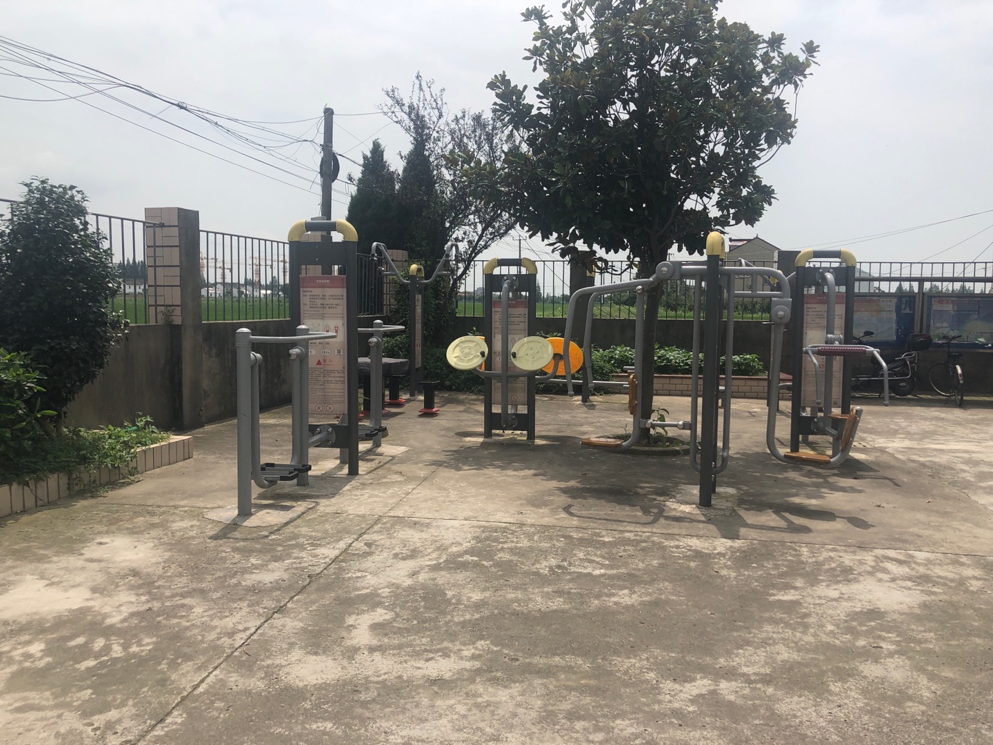 浦秀村老年活動室健身點(diǎn)