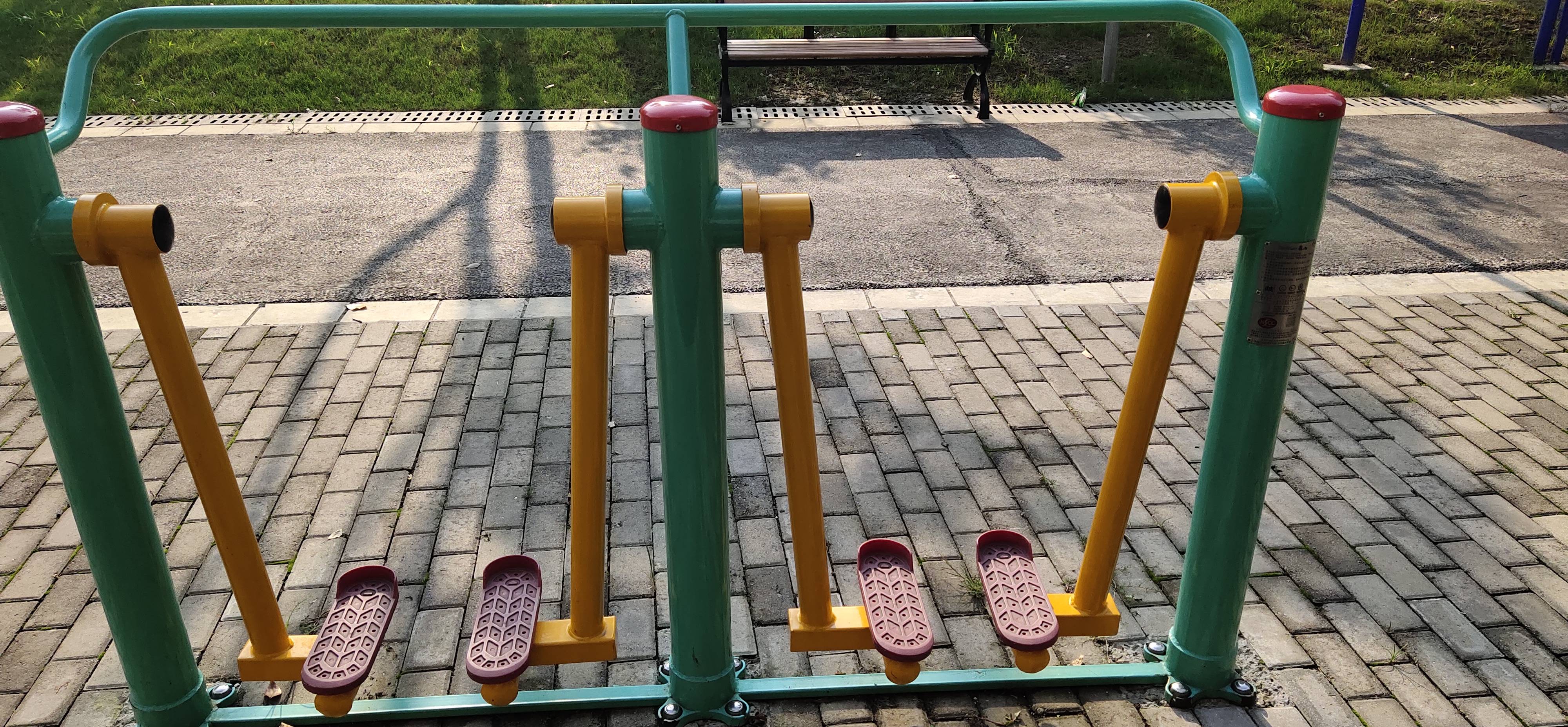 兩聯(lián)漫步機(jī) 兩聯(lián)漫步機(jī)