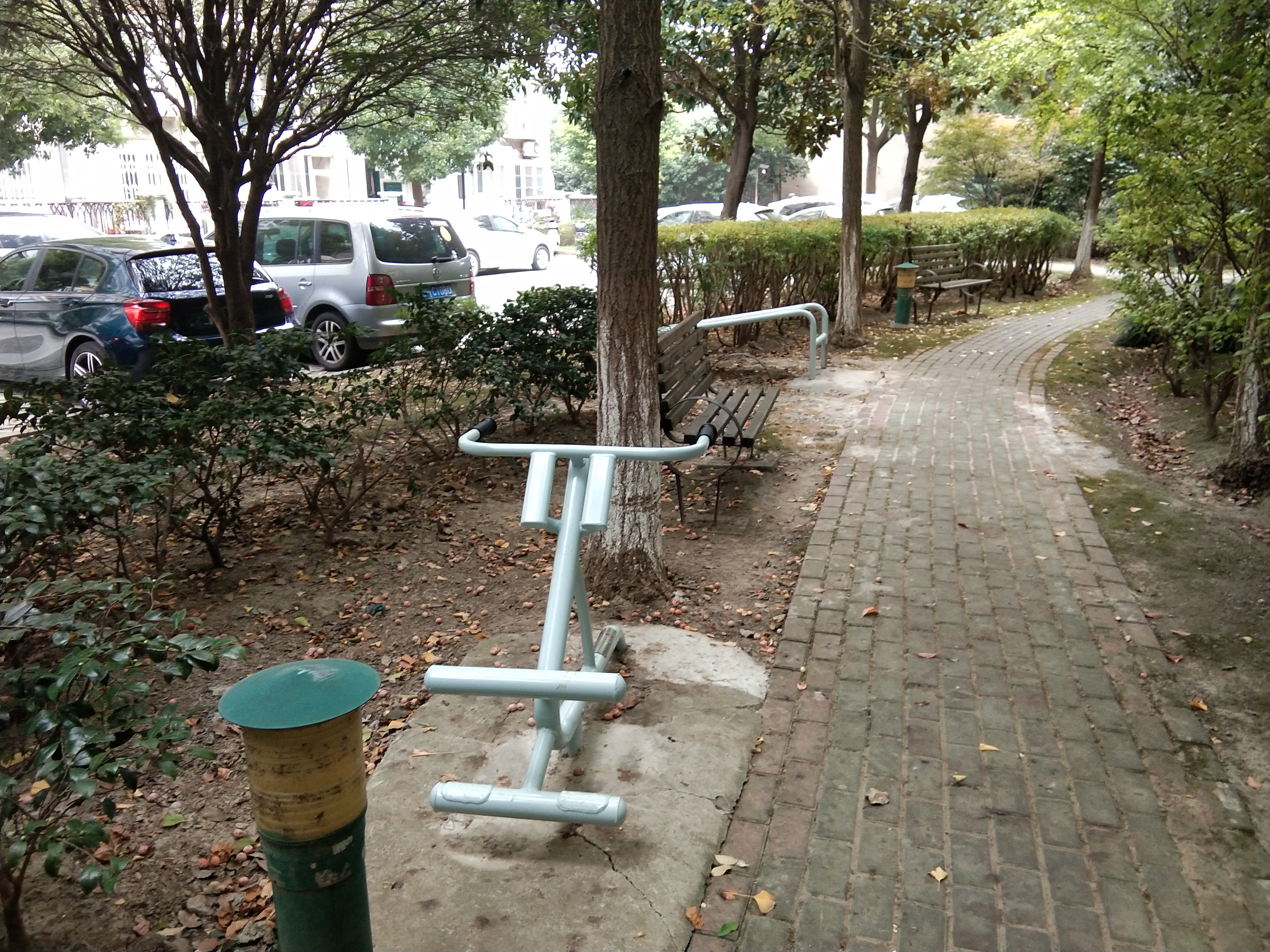 海東居委健身點(diǎn)