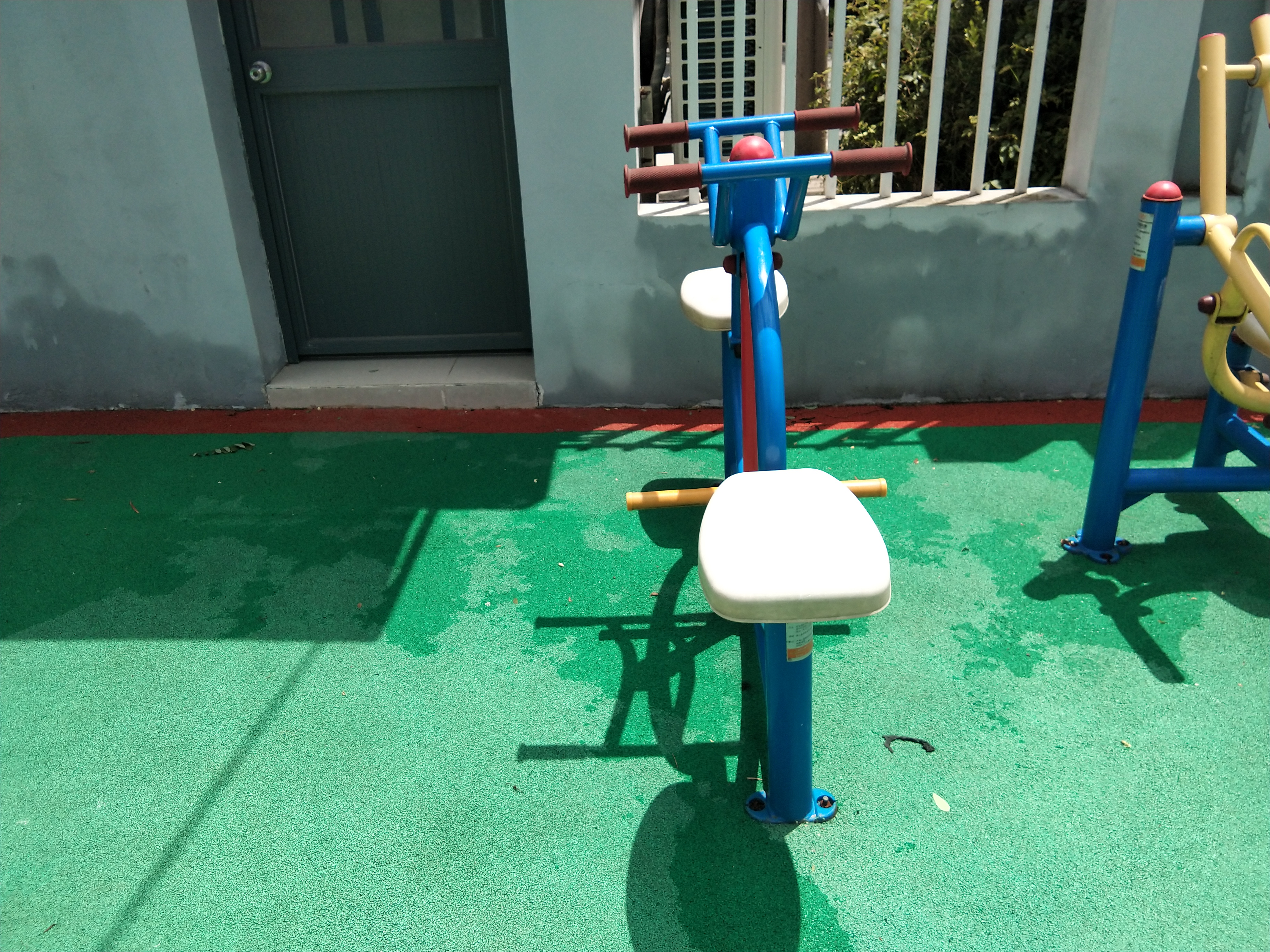 下肢康復(fù)器