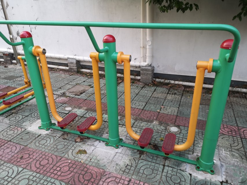 兩聯(lián)漫步機(jī)