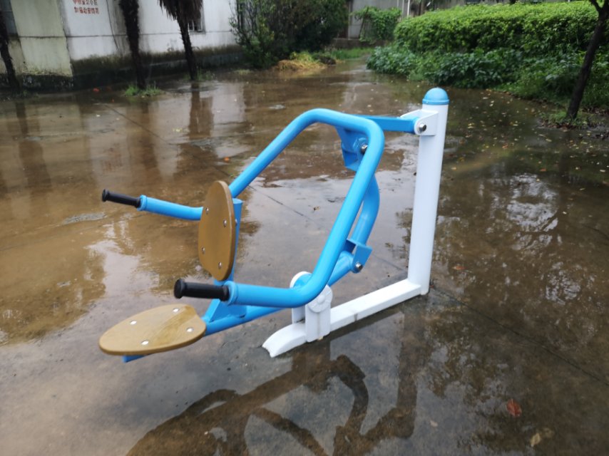 自重式下壓訓(xùn)練器