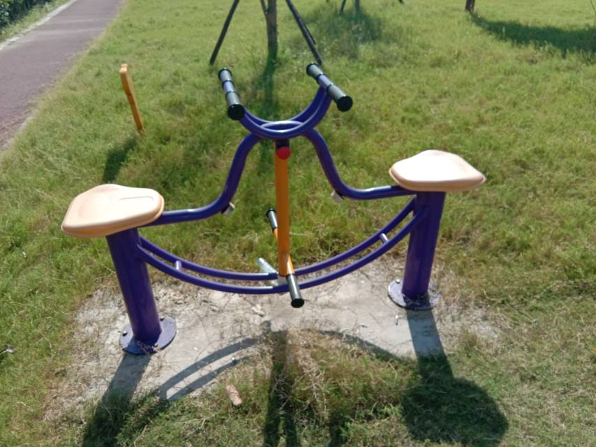 下肢康復(fù)器