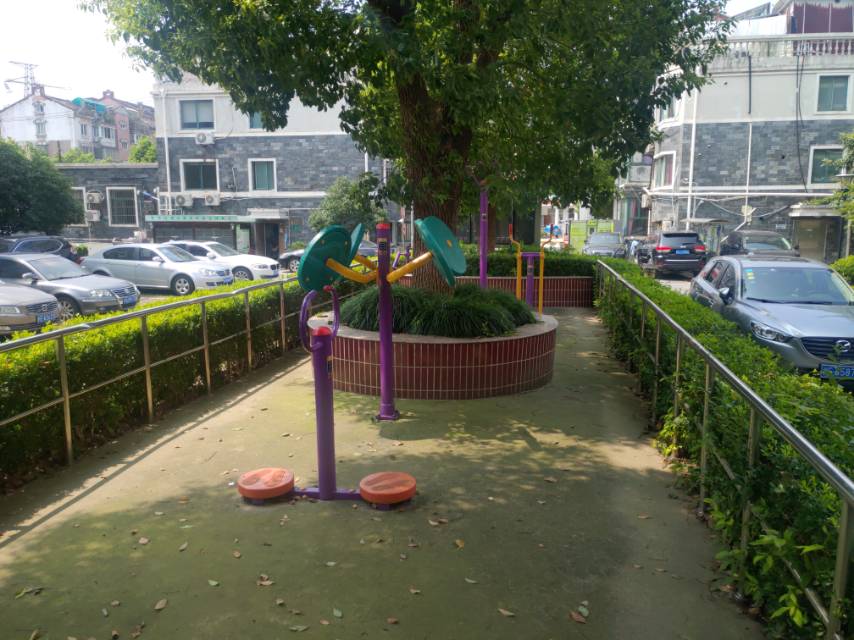 景華世紀(jì)苑健身點(diǎn)