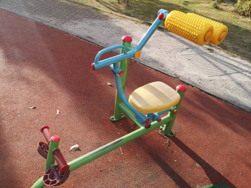 腹背鍛煉器 腹背鍛煉器