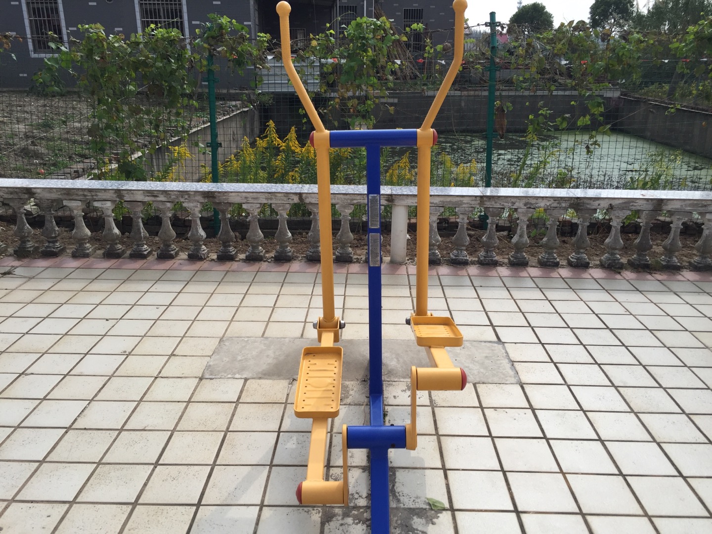 室外橢圓機(jī)