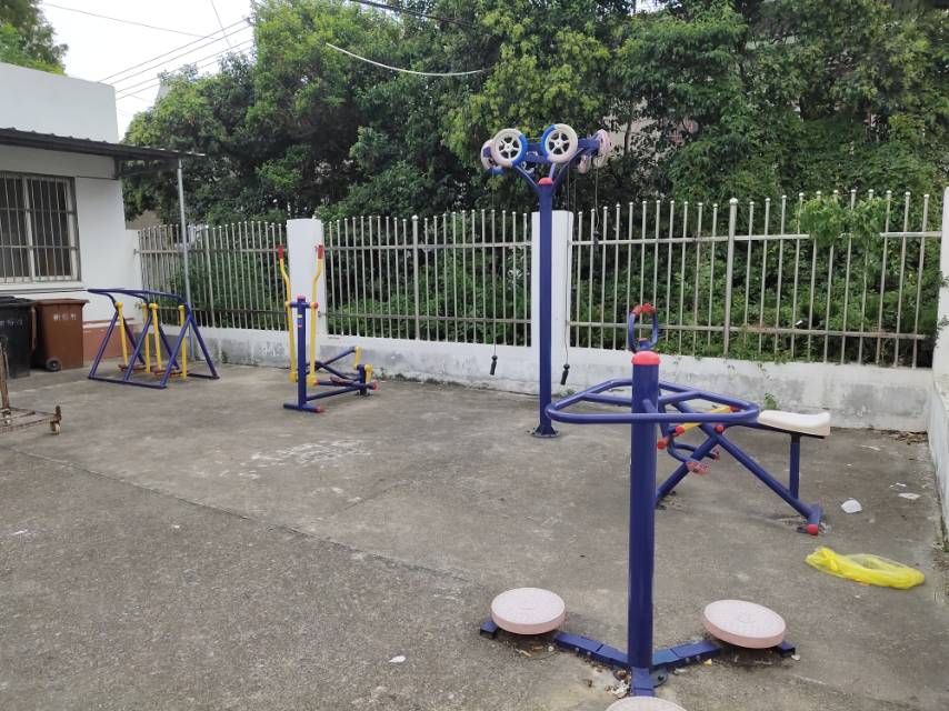 東西鮑健身點(diǎn)