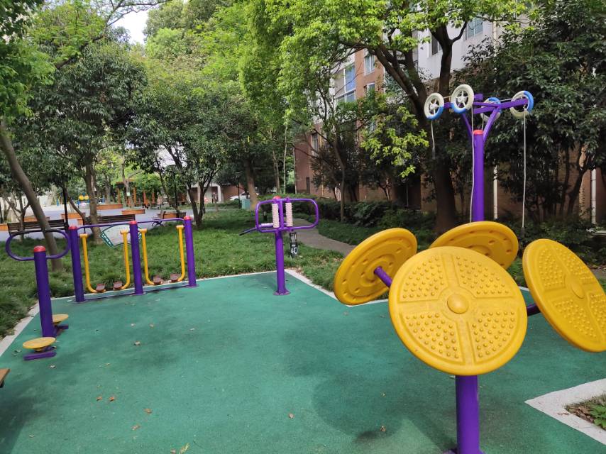 嘉定區(qū)體育局黨員服務(wù)基層健身點(diǎn)