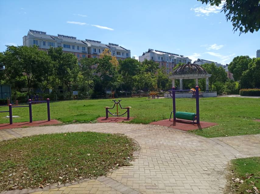 萬(wàn)和家園健身點(diǎn)