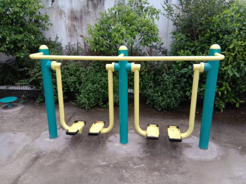 雙位太空漫步機(jī)