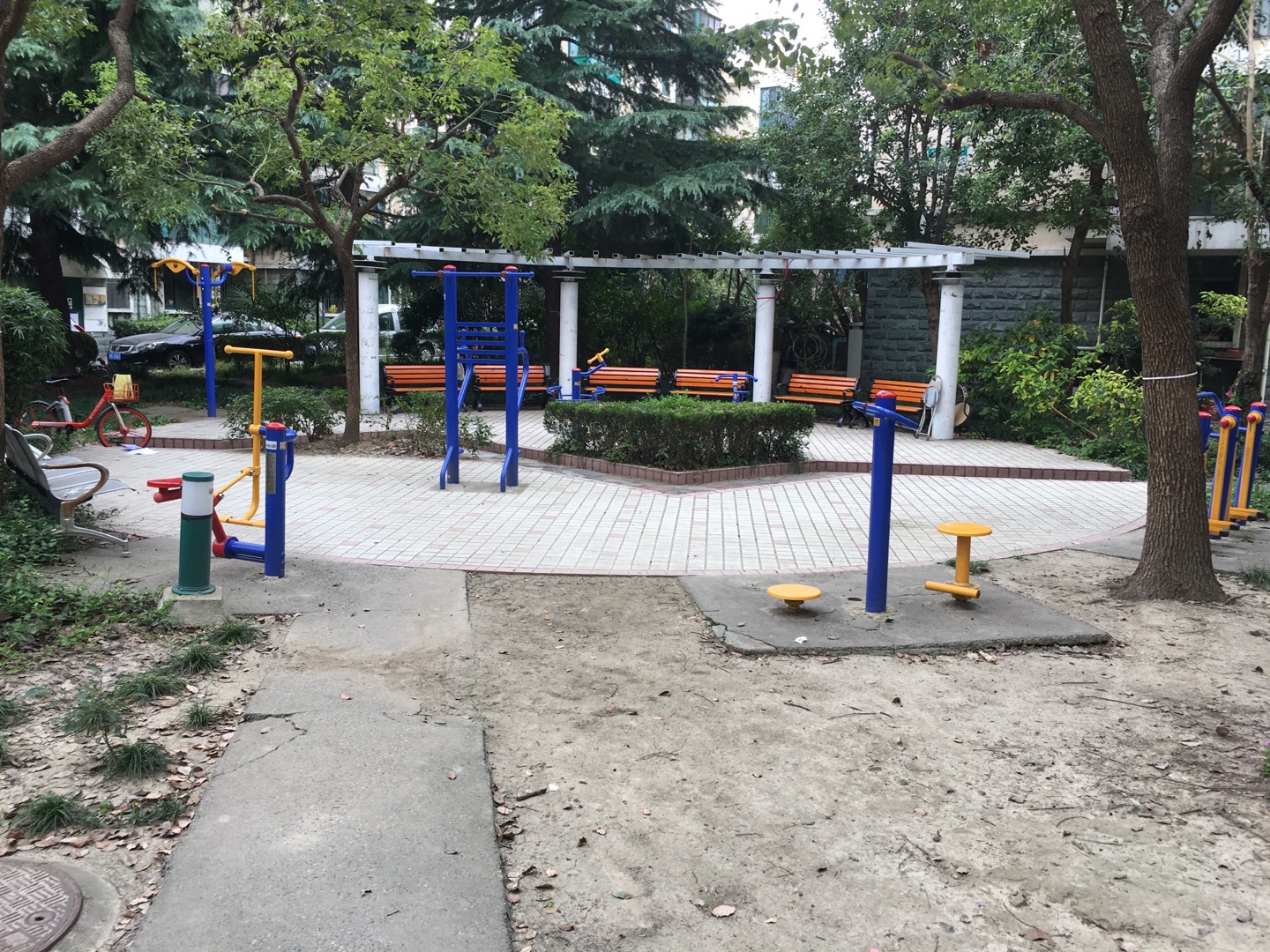 車站嘉發(fā)公寓