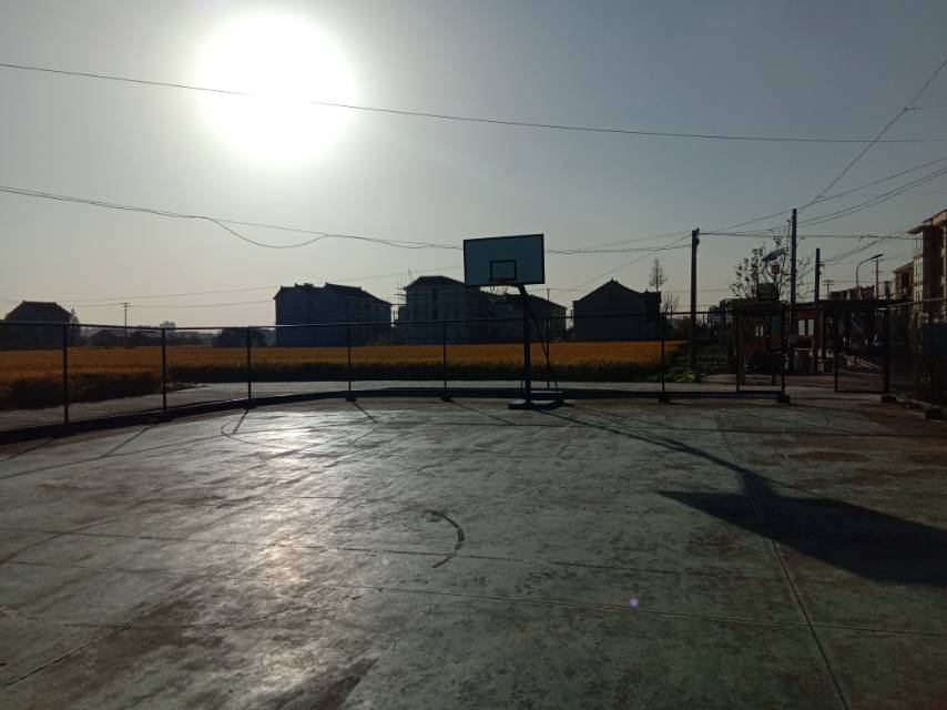 新如村10組六如361號(hào)前籃球場(chǎng)
