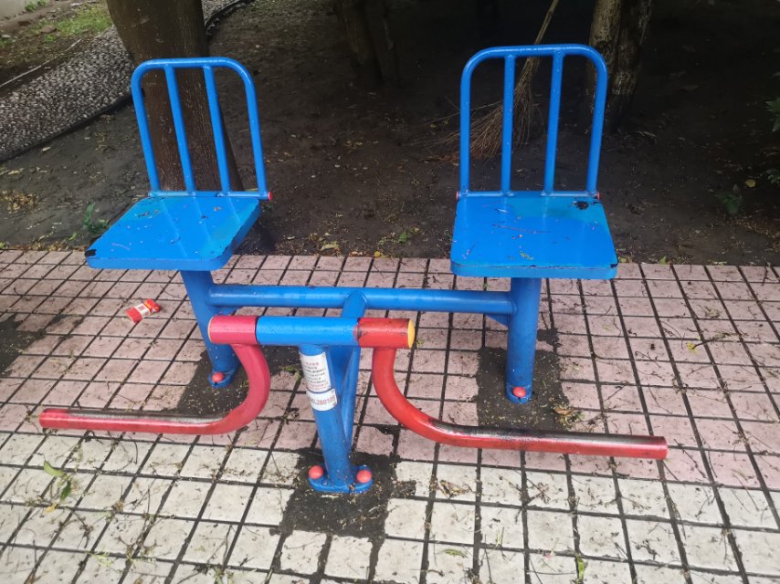 下肢訓(xùn)練器