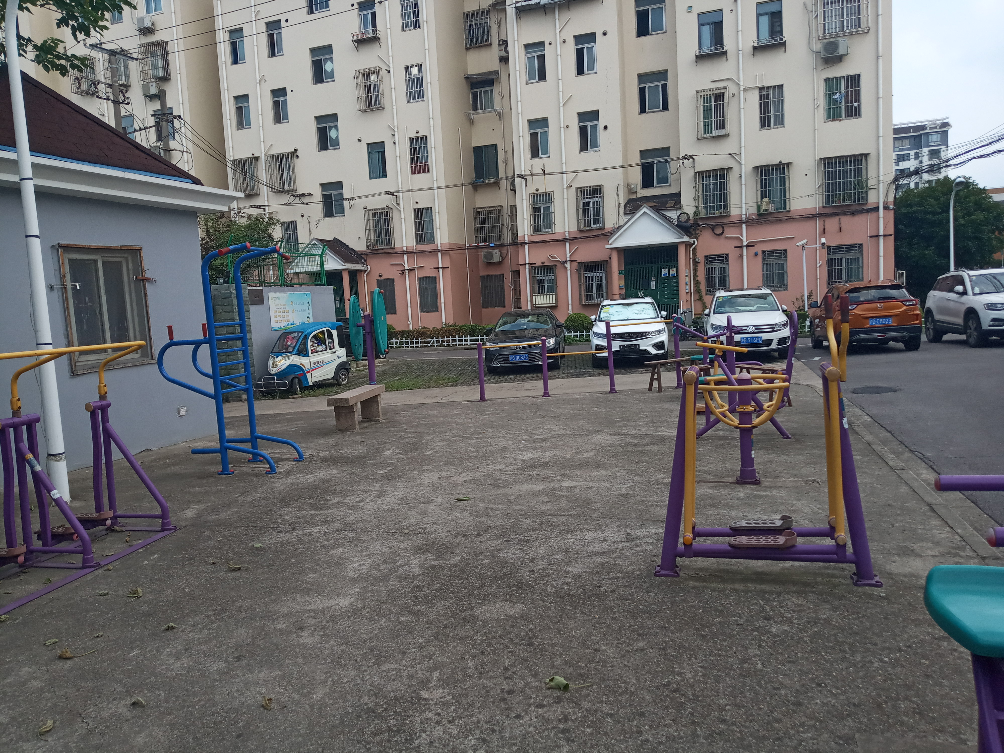 平陽(yáng)二村居委B健身苑點(diǎn)