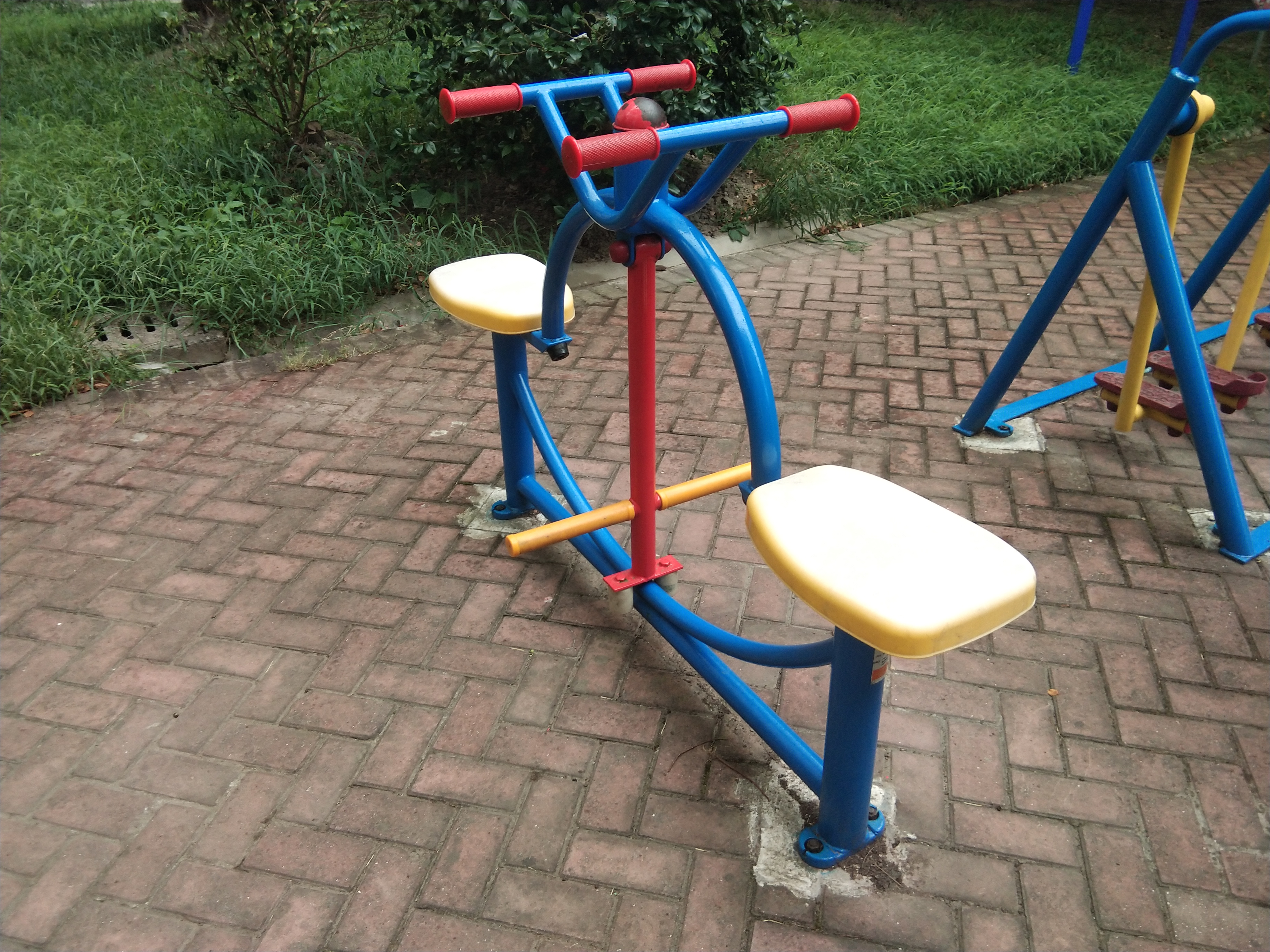 下肢康復(fù)器