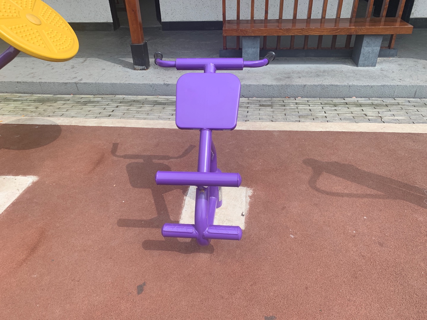 背肌訓(xùn)練器