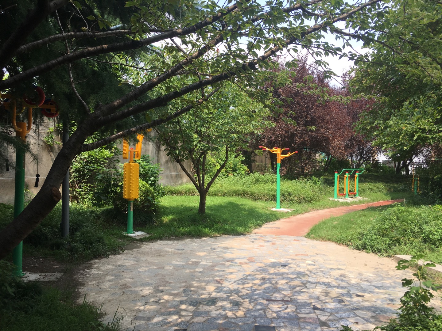 河西居委吳中路940弄花園