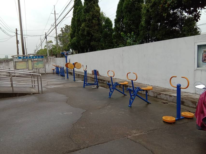 外岡鎮(zhèn)馬門(mén)村健身點(diǎn)/n