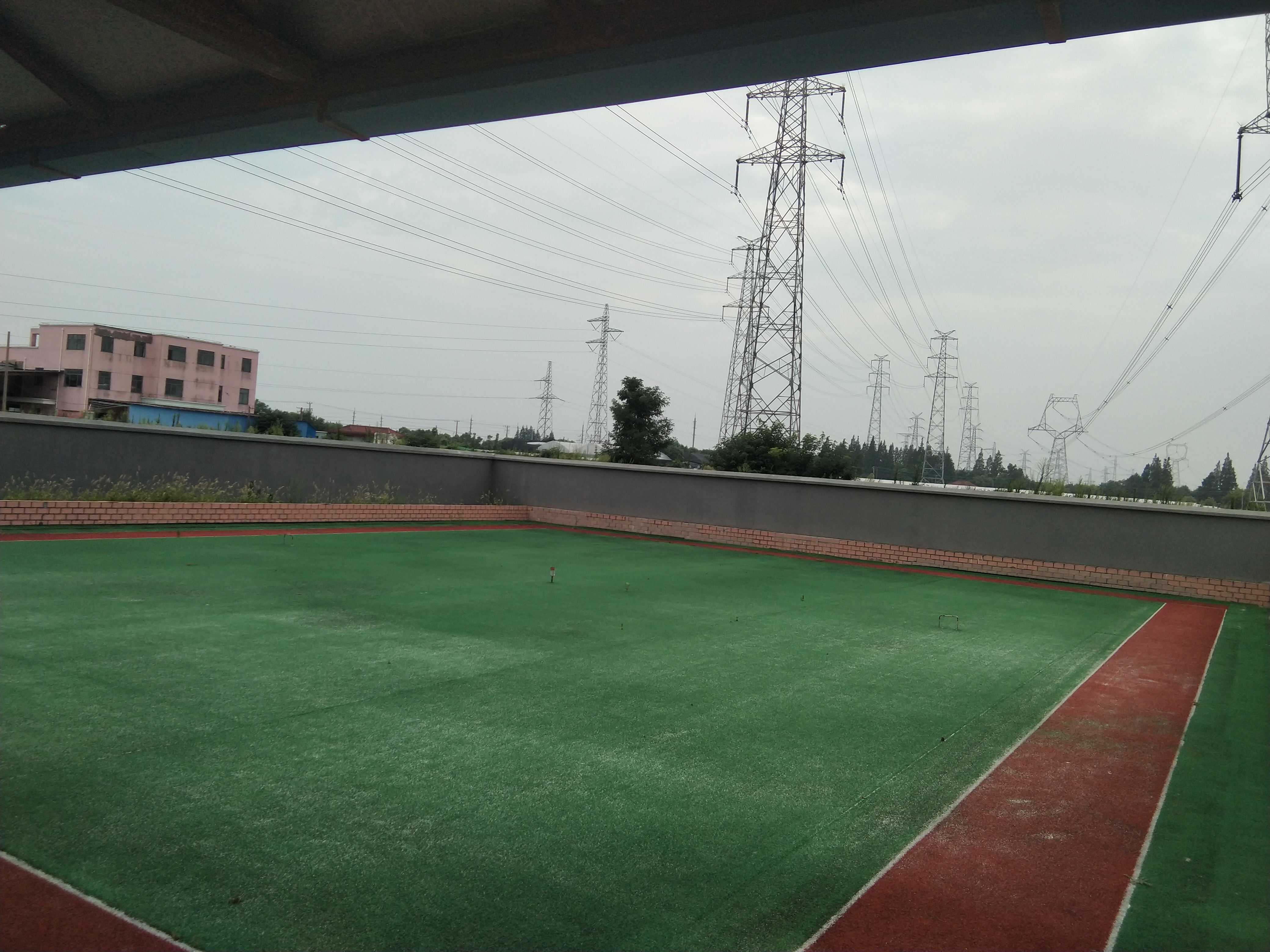 匯南村門(mén)球場(chǎng)