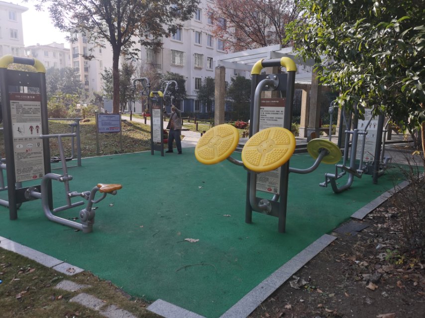 三林鎮(zhèn)世博家園市民益智健身點1