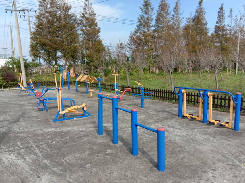崇明區(qū)中興鎮(zhèn)永隆村村委健身點(diǎn)