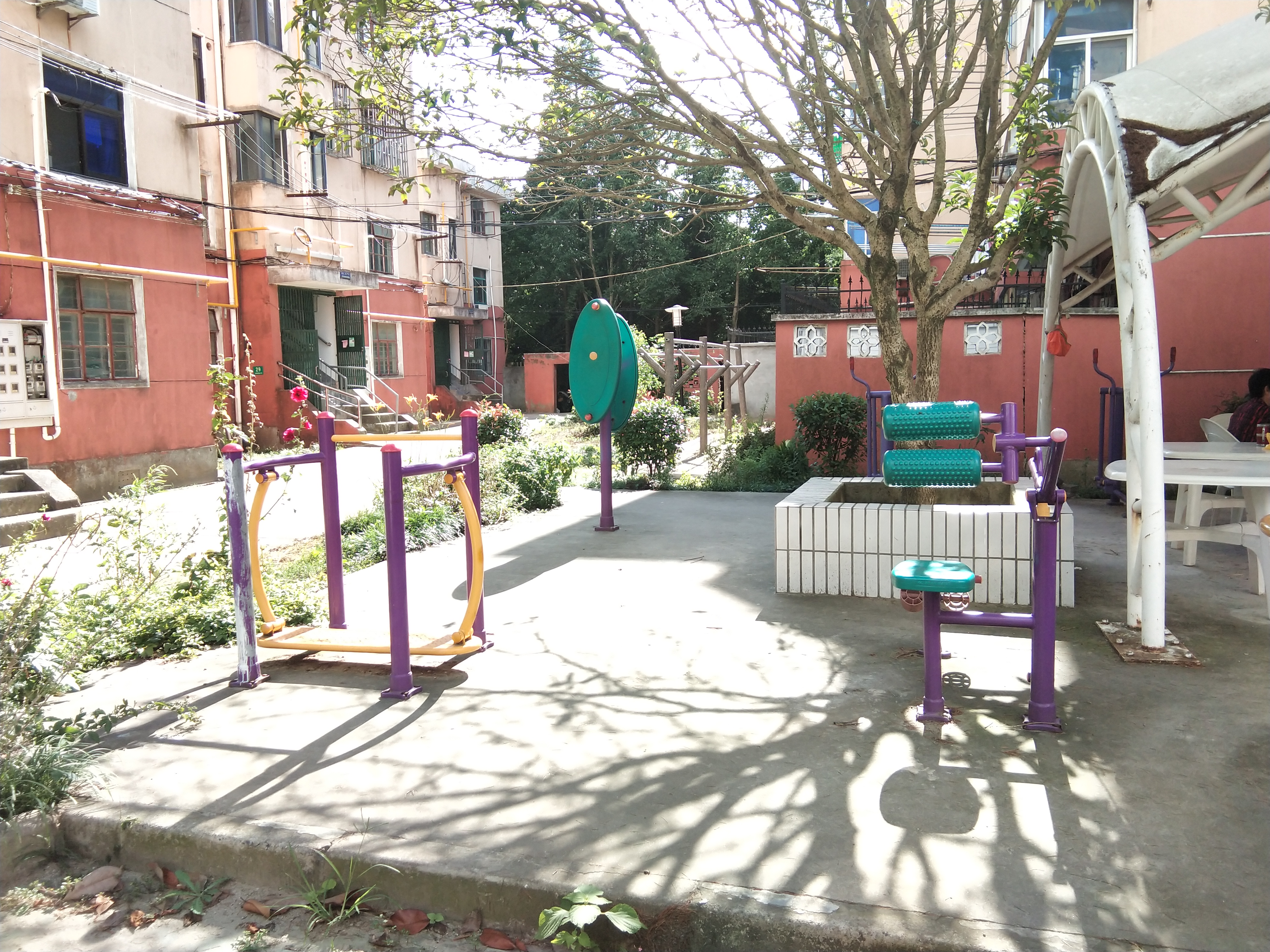 政通居委健身點(diǎn)D