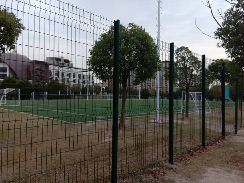 濱河公園足球場(chǎng)