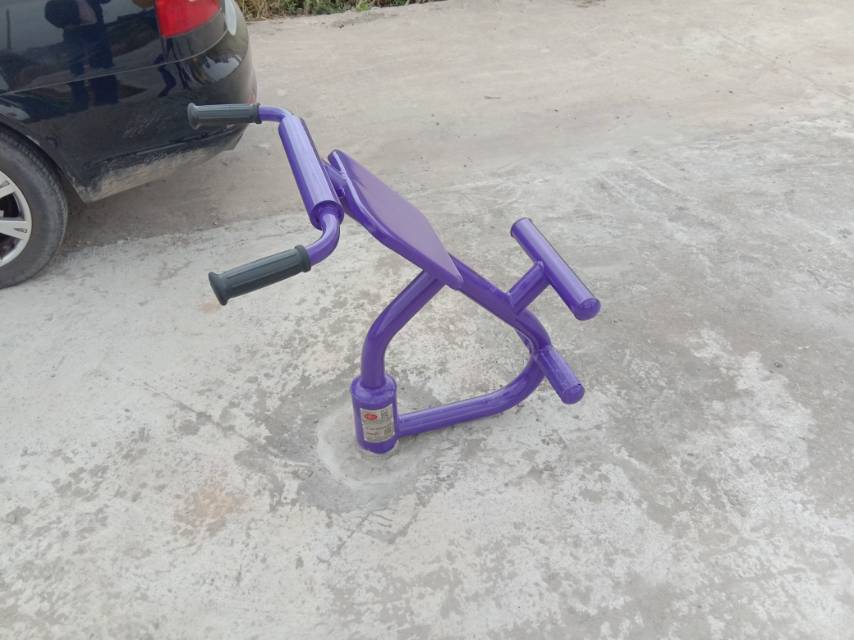 背肌訓(xùn)練器