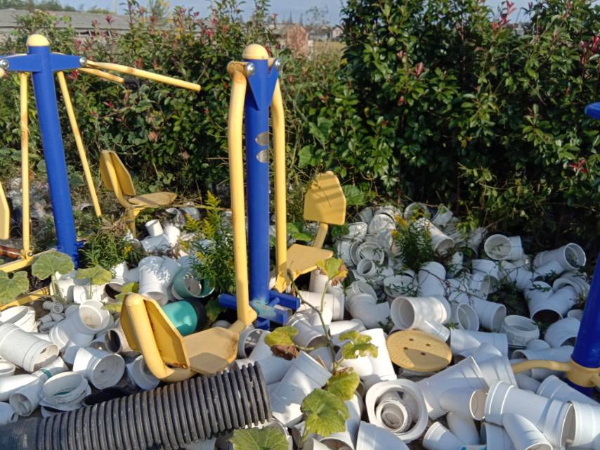 坐蹬訓(xùn)練器