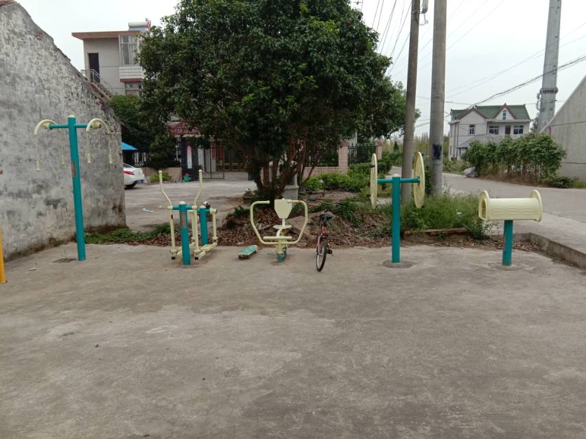 堡鎮(zhèn)米行村8隊健身點(diǎn)