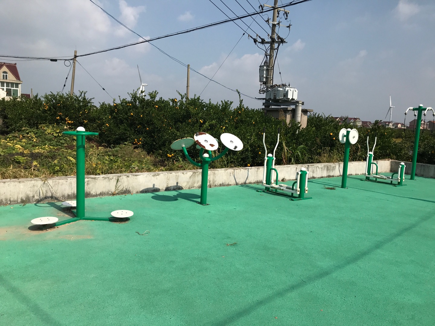 創(chuàng)建村健身點