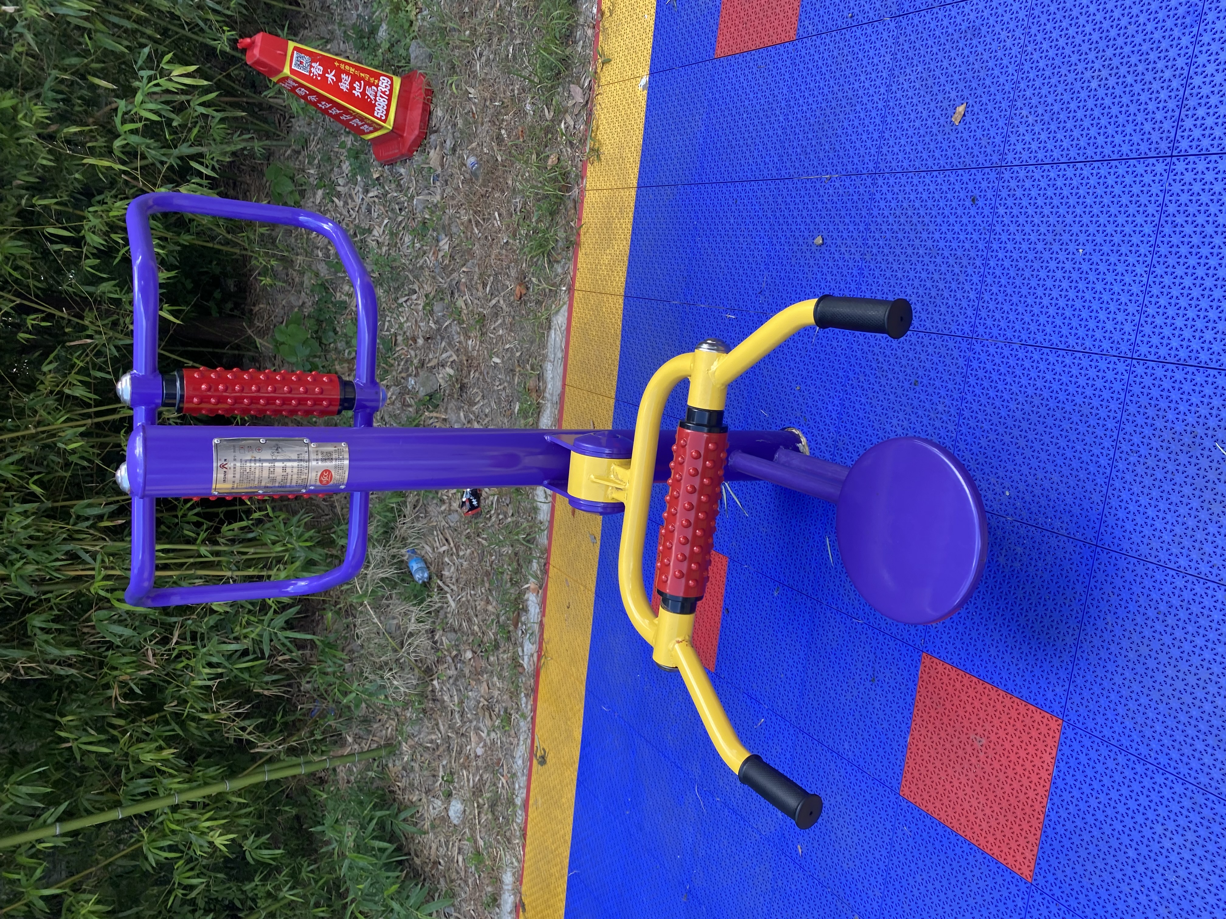 腰背按摩器 腰背按摩器