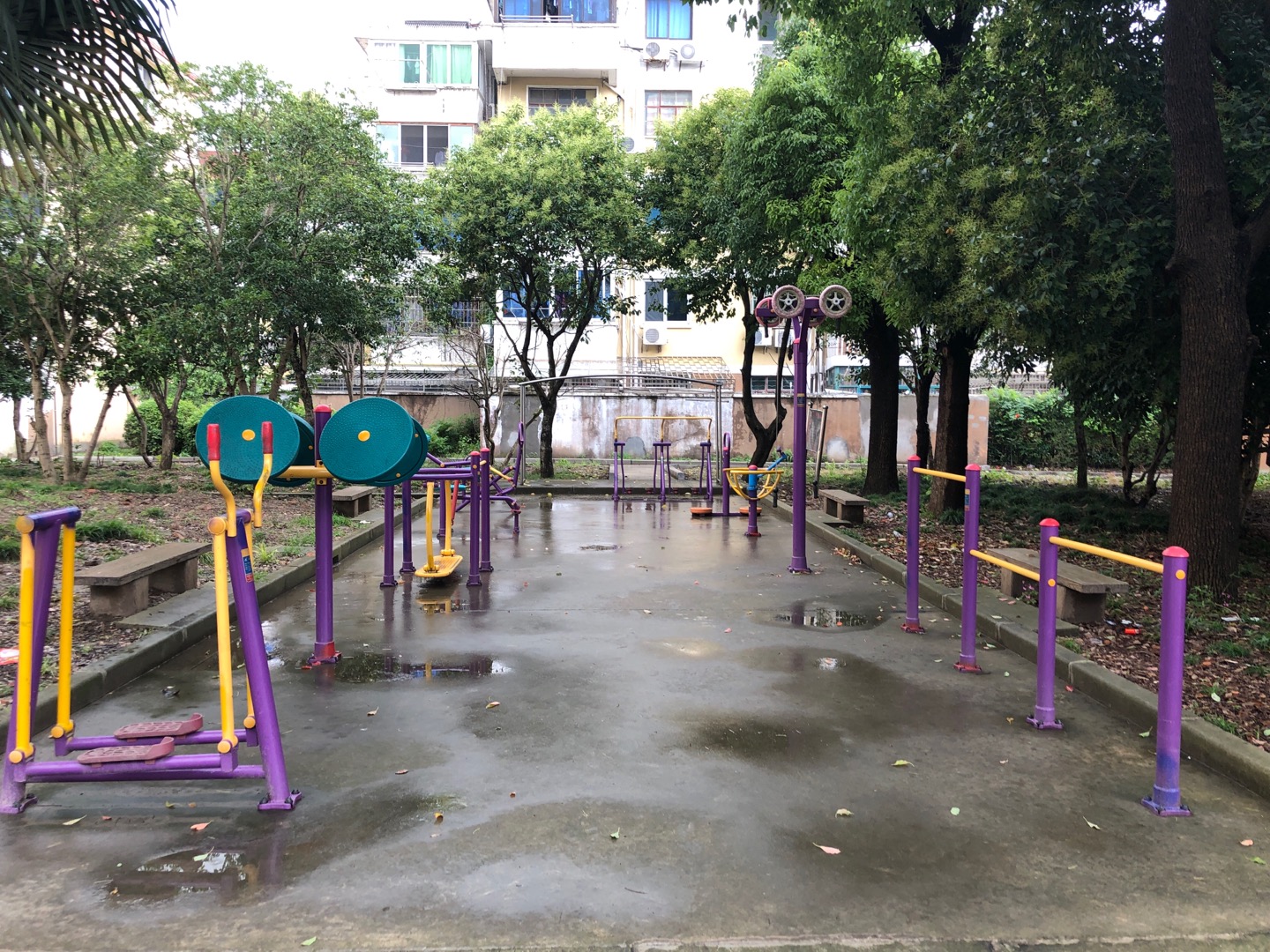 貝港二居健身點(diǎn)2