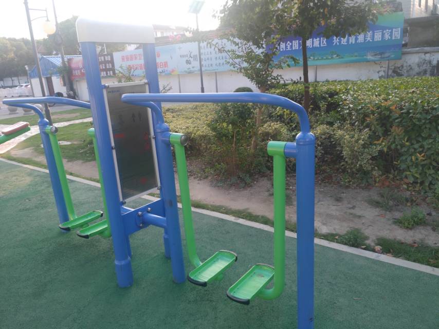 雙立柱太空漫步器