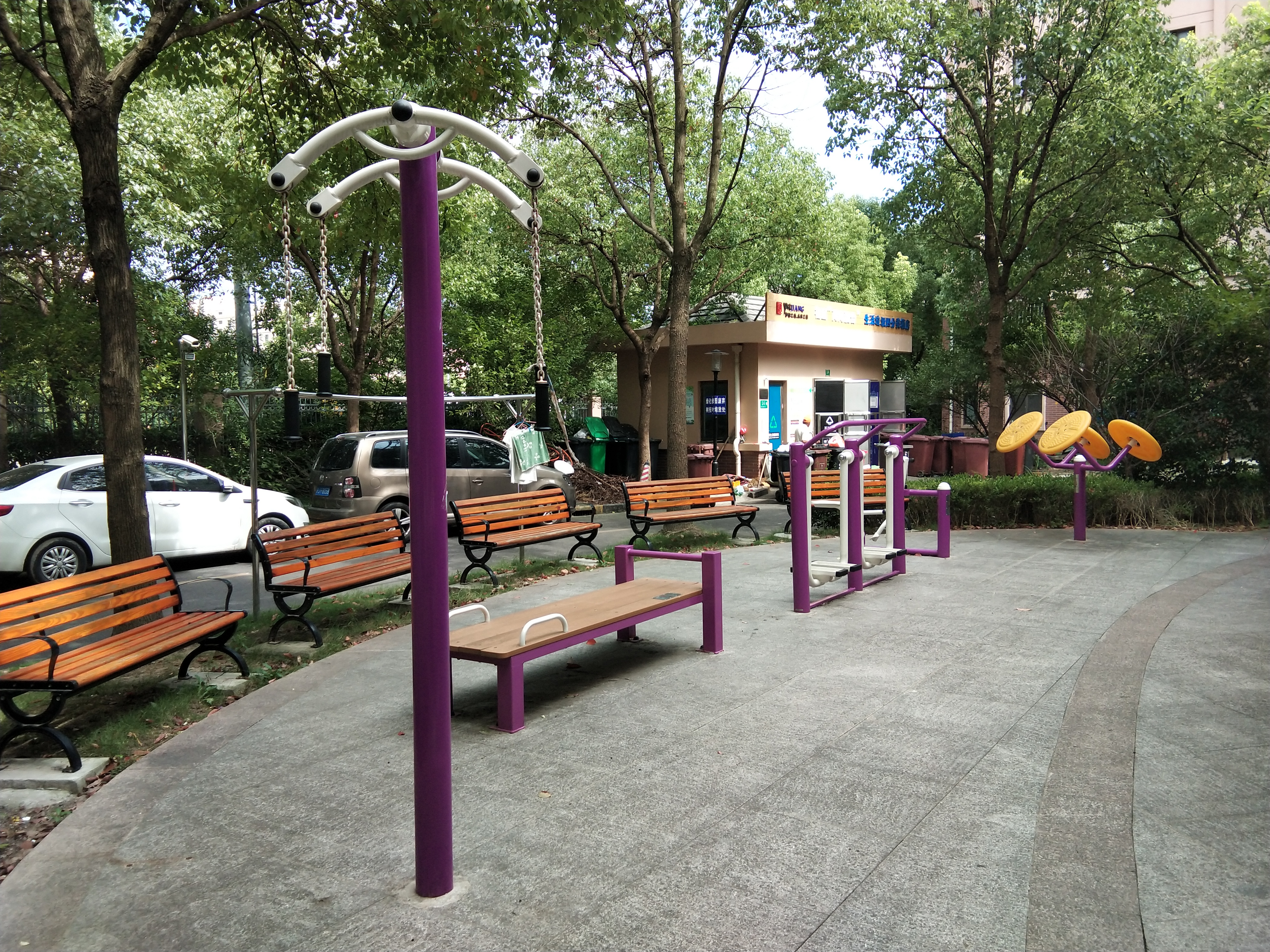 欣佳寶邸居委健身點D