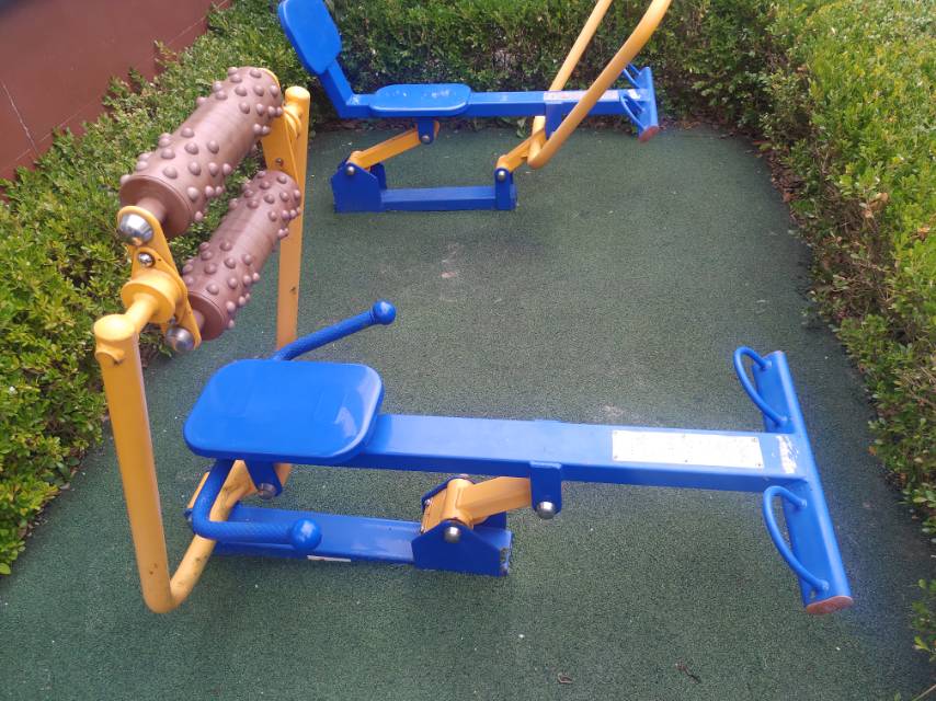 腹背屈伸訓(xùn)練器