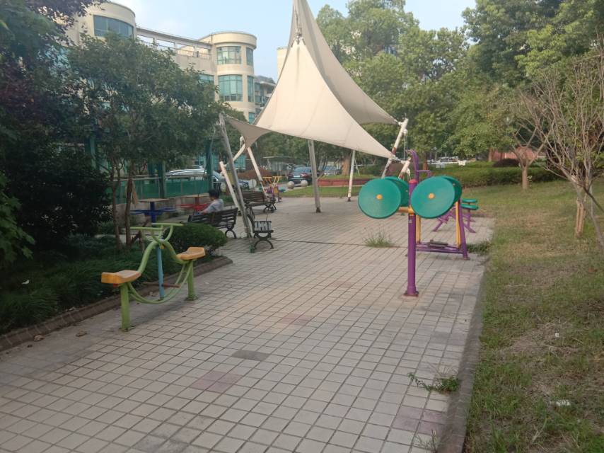 共富五居健身苑點(diǎn)