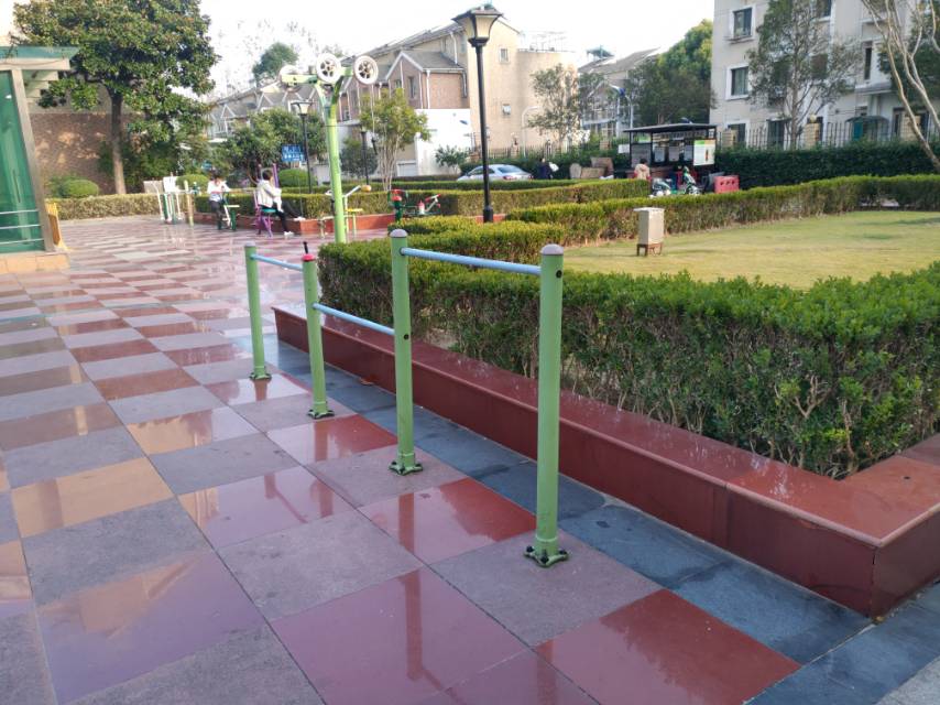 巨峰家苑健身點