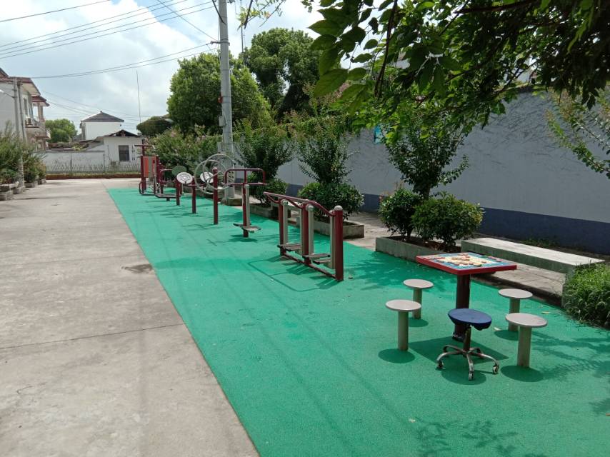 商榻居委會健身點