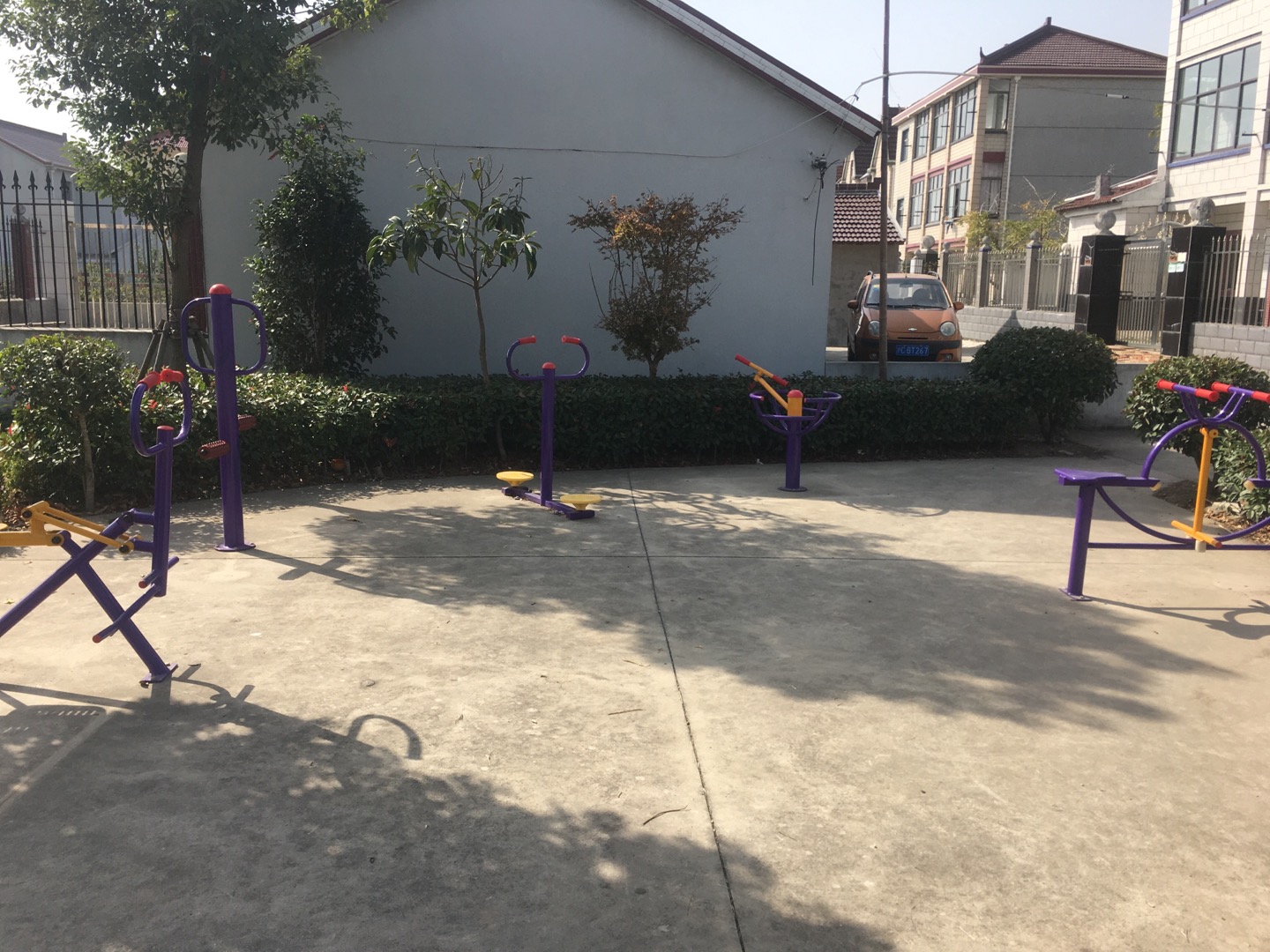 老港鎮(zhèn)成日村民委員會(huì)成日15組睦鄰點(diǎn)