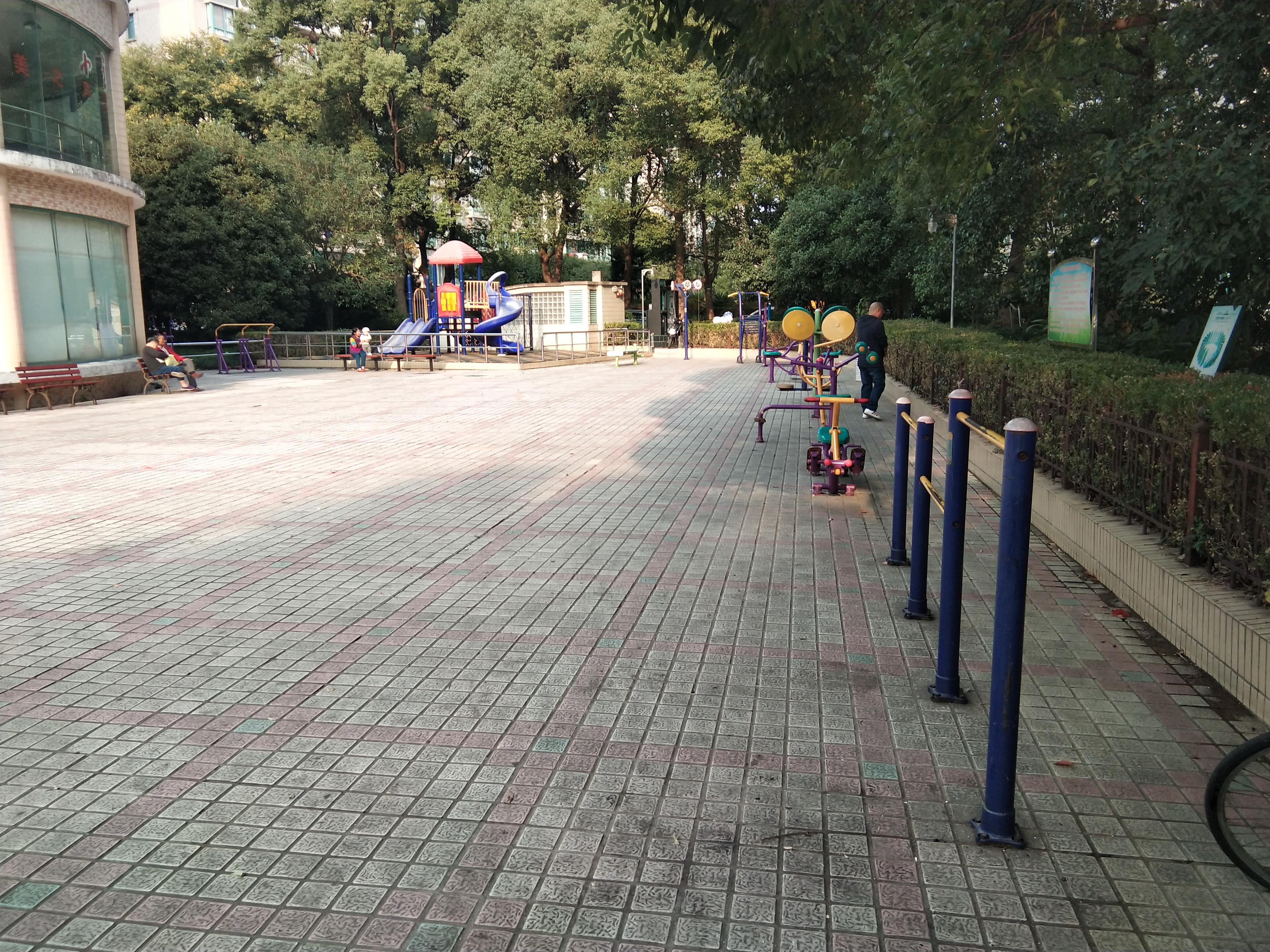 上南花城健身點