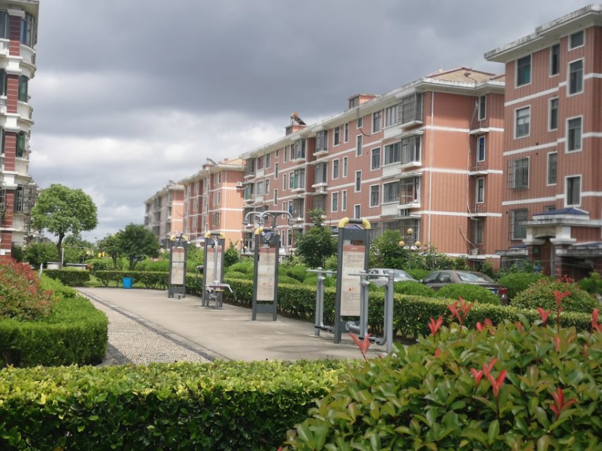 柘林鎮(zhèn)馮橋新村市民益智健身點(diǎn)