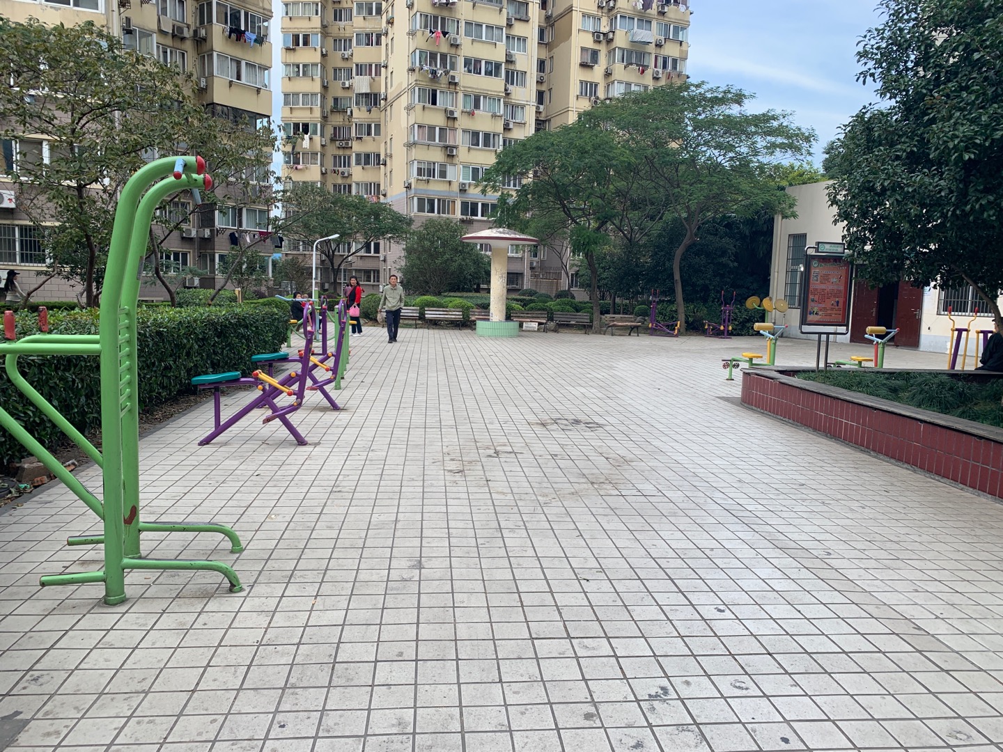 東四居委市民益智健身苑點