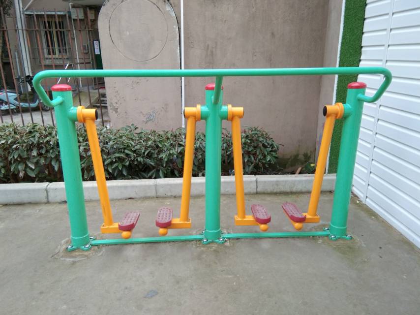 兩聯(lián)漫步機(jī) 兩聯(lián)漫步機(jī)