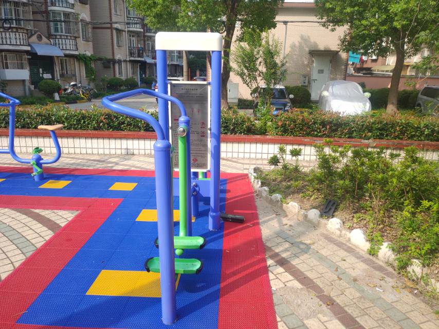 雙立柱太空漫步器