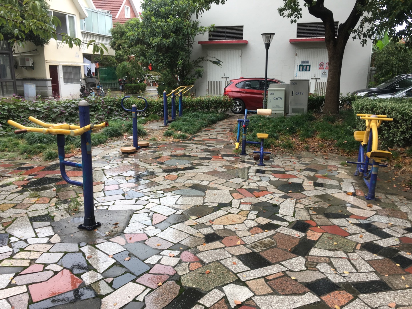 紫金桃園小區(qū)益智健身點